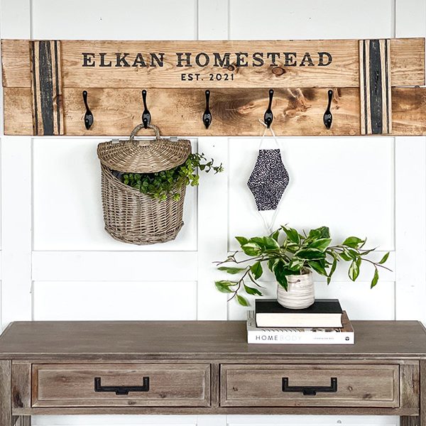Wood sign decor